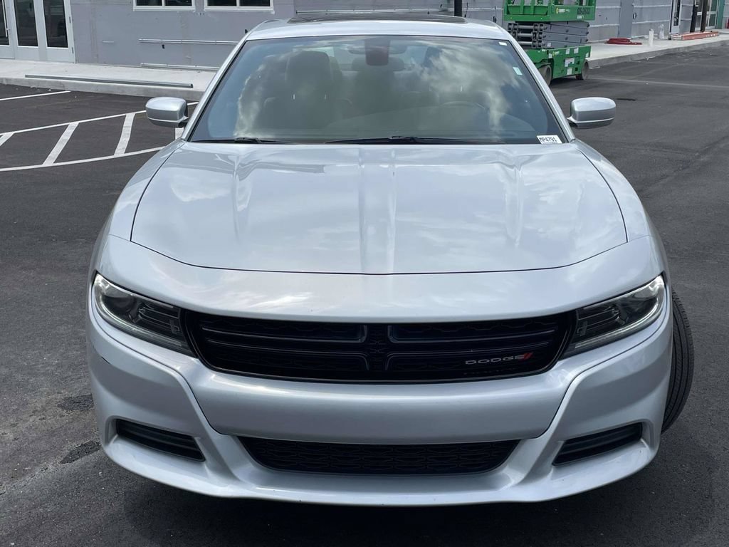 Used 2022 Dodge Charger SXT w/ Leather Interior Group RWD image 8