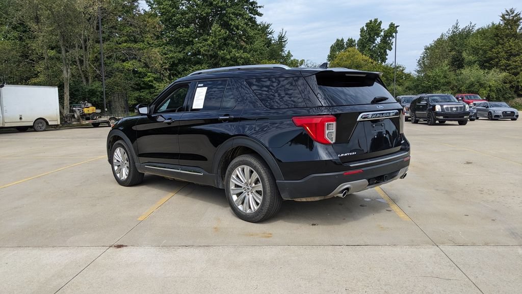 Certified 2024 Ford Explorer Limited w/ Limited Technology Package AWD/4WD image 5