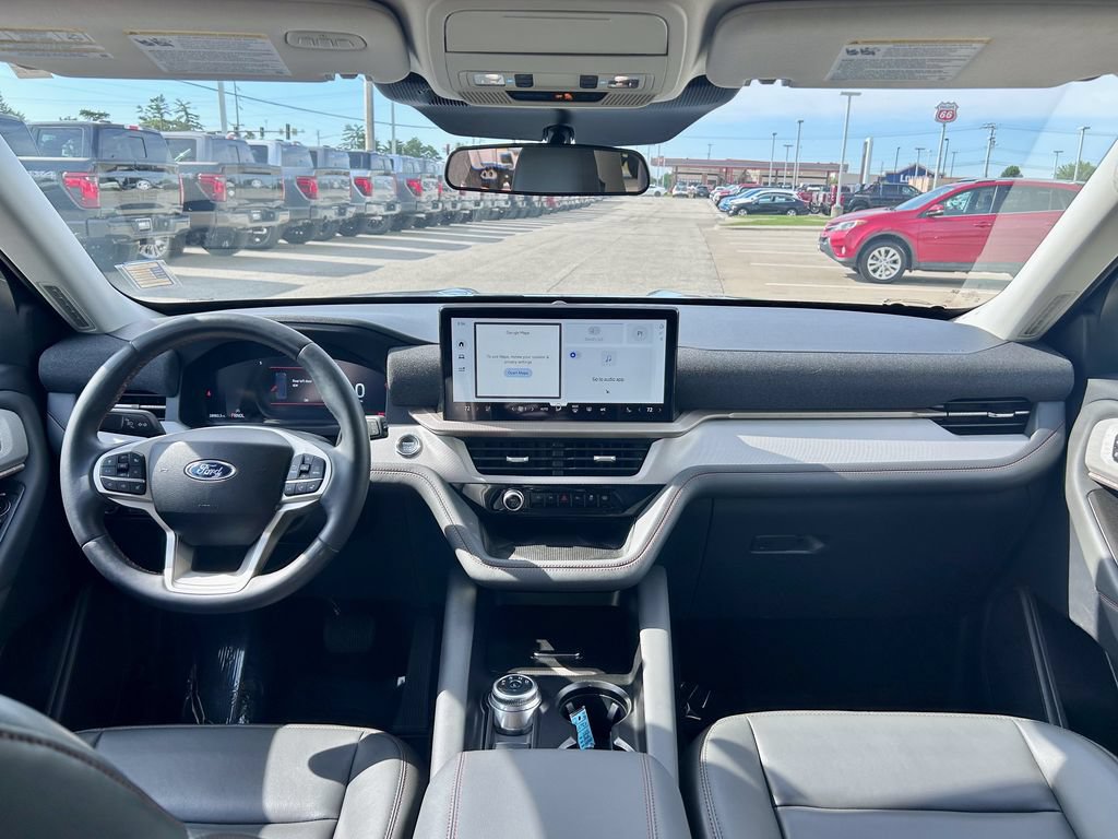 Certified 2025 Ford Explorer Active w/ Active Comfort Package AWD/4WD image 35