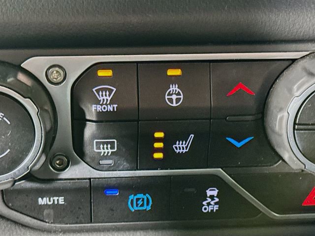 Used 2024 Jeep Wrangler High Altitude image 24