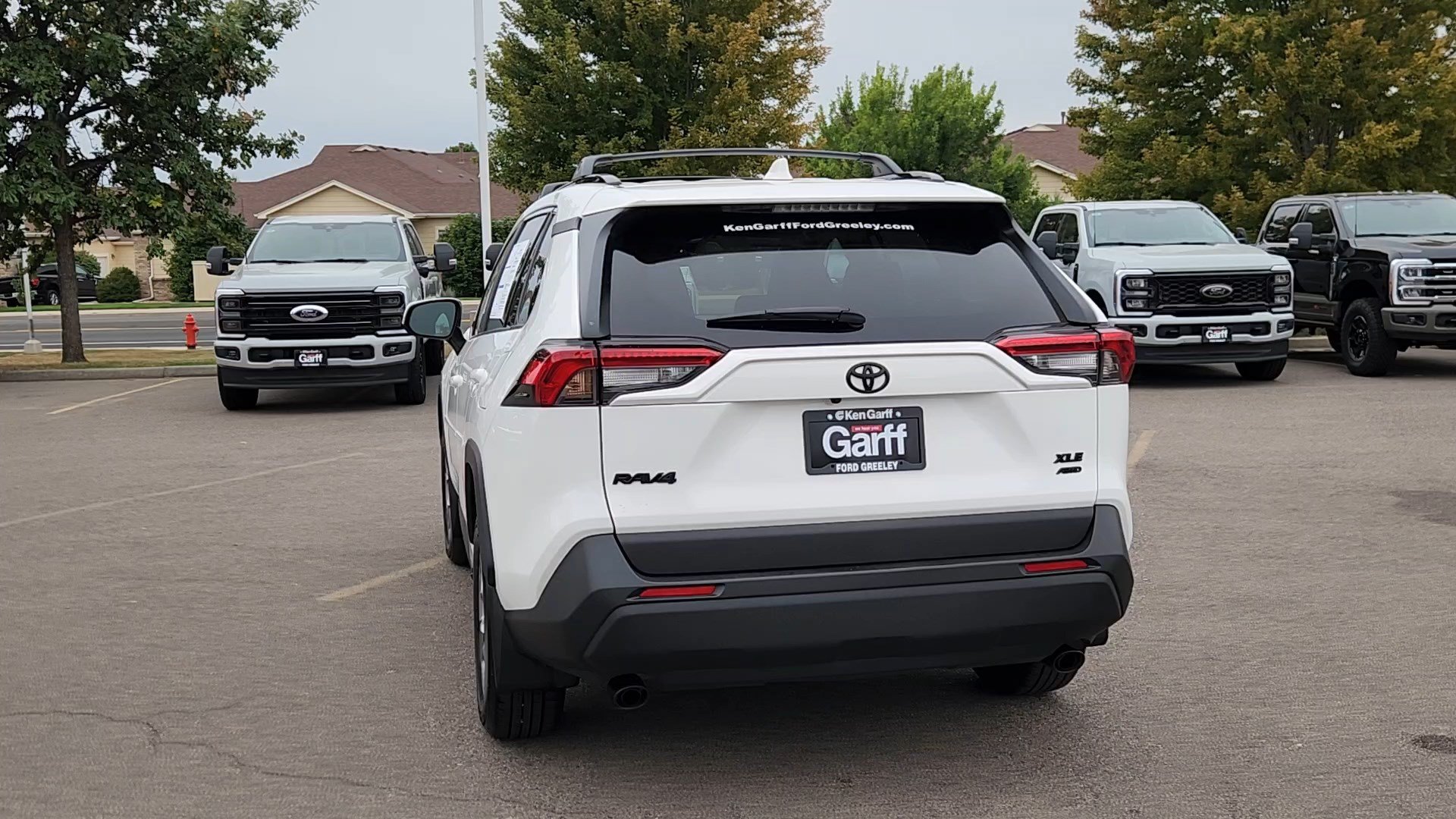 Used 2025 Toyota RAV4 XLE w/ Convenience Package AWD/4WD image 19