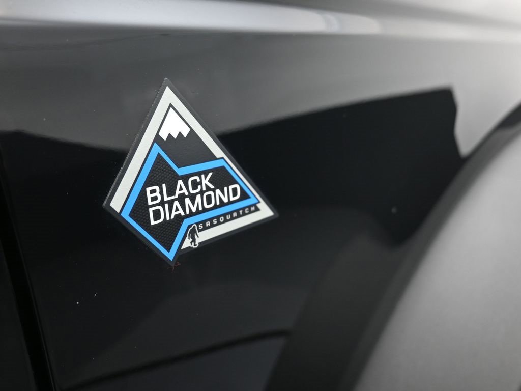 Certified 2023 Ford Bronco Black Diamond w/ Sasquatch Package image 23