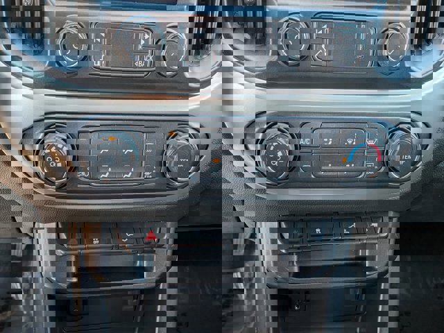 Used 2019 Chevrolet Colorado LT w/ LT Convenience Package image 24