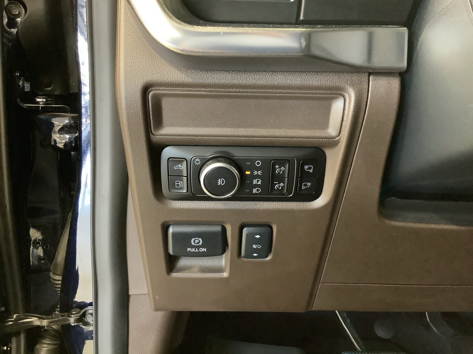 Certified 2025 Ford F150 King Ranch w/ FX4 Off-Road Package AWD/4WD image 21