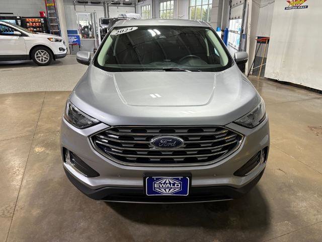 Certified 2024 Ford Edge Titanium AWD/4WD image 5