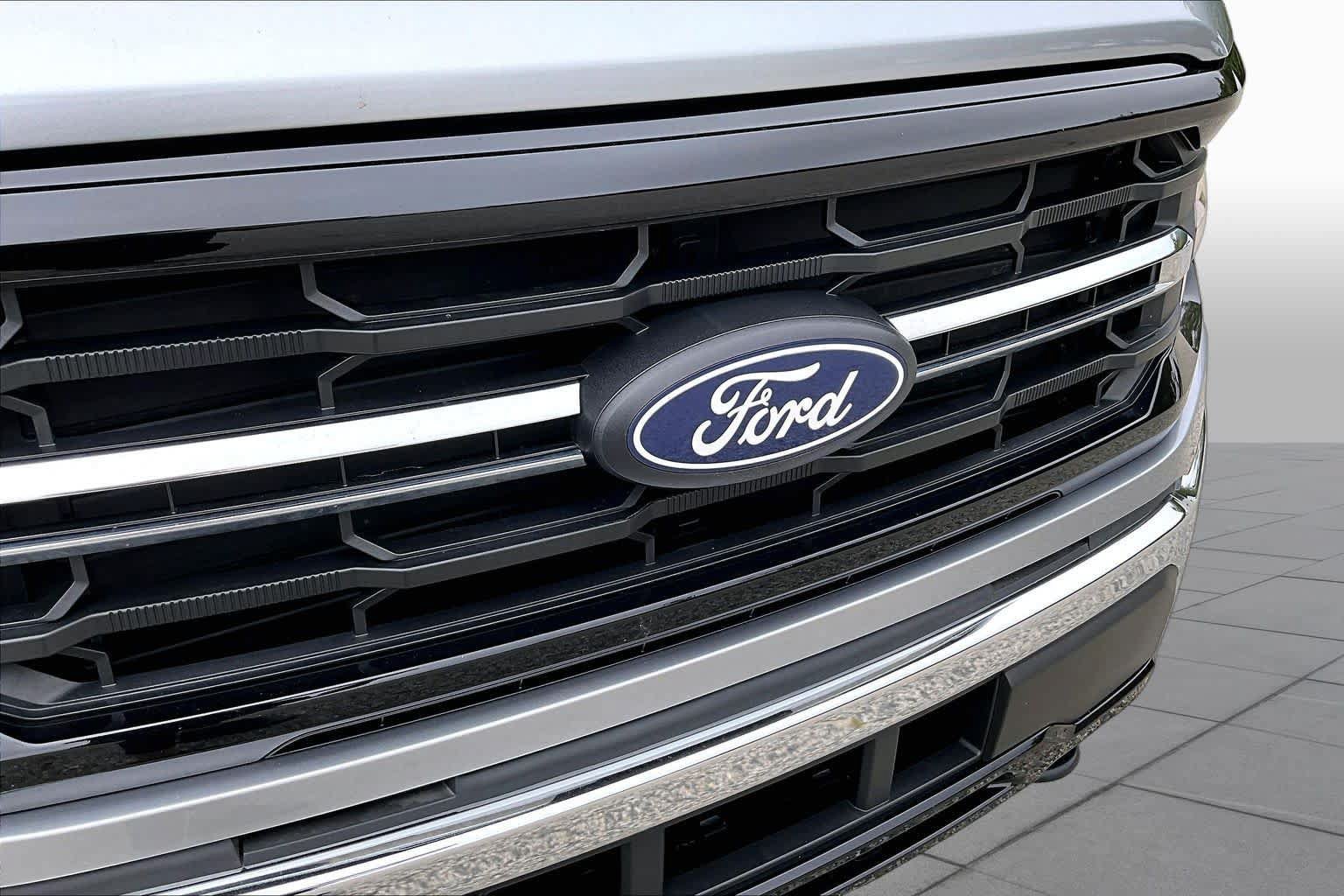 Certified 2025 Ford F150 XLT w/ Equipment Group 301A Standard AWD/4WD image 32