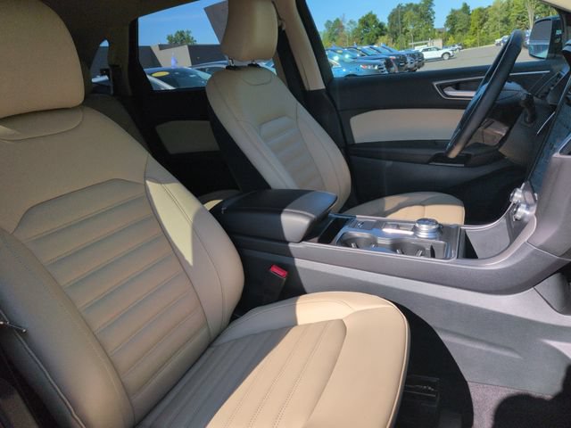 Certified 2024 Ford Edge SEL w/ Convenience Package AWD/4WD image 15