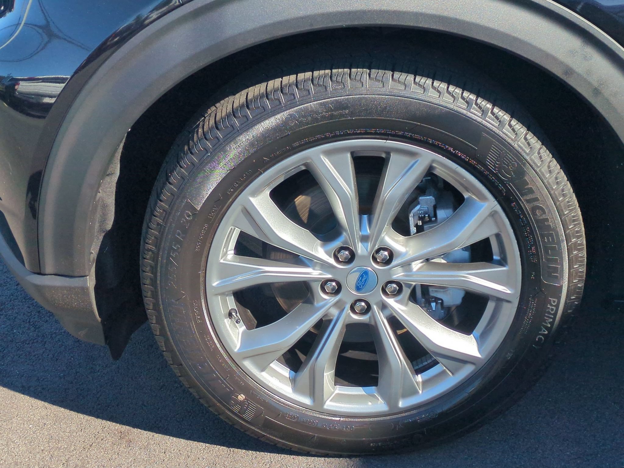 Certified 2023 Ford Explorer XLT w/ Equipment Group 202A RWD image 28