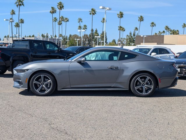Certified 2025 Ford Mustang Coupe image 9