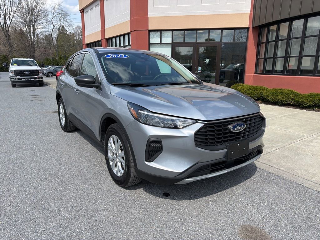 Certified 2023 Ford Escape Active AWD/4WD image 9