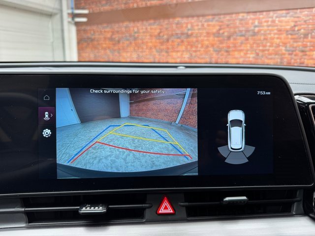 Used 2024 Kia Sportage EX w/ EX Premium Package image 21