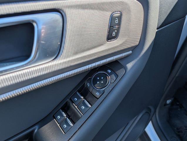 Certified 2025 Ford Explorer Active image 16