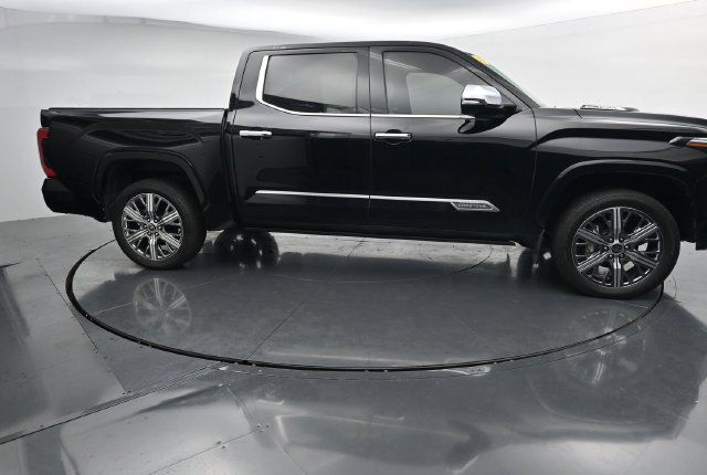 Used 2024 Toyota Tundra Capstone AWD/4WD image 12