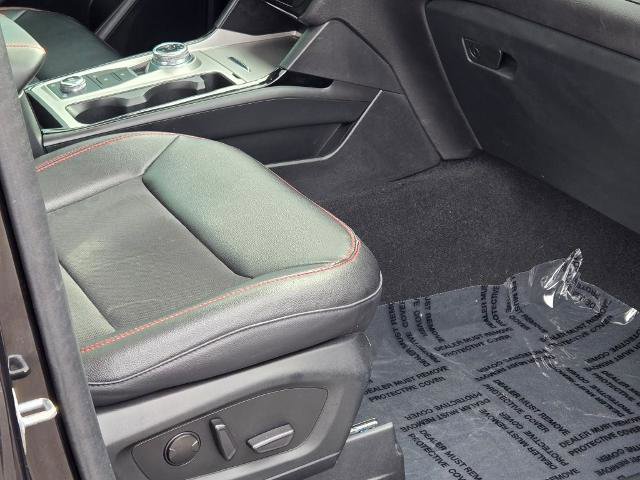 Certified 2023 Ford Explorer ST-Line w/ Class IV Trailer Tow Package image 9