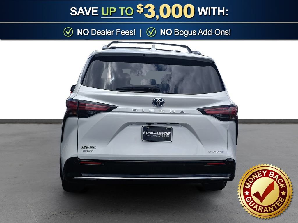 Used 2025 Toyota Sienna Platinum FWD image 5