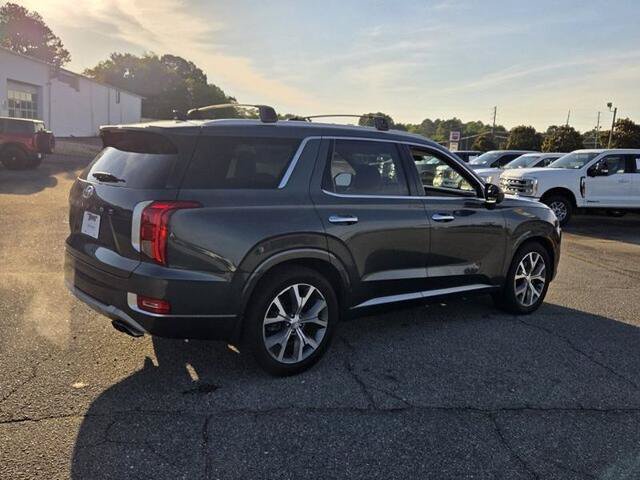 Used 2022 Hyundai Palisade Limited w/ Cargo Package FWD image 13