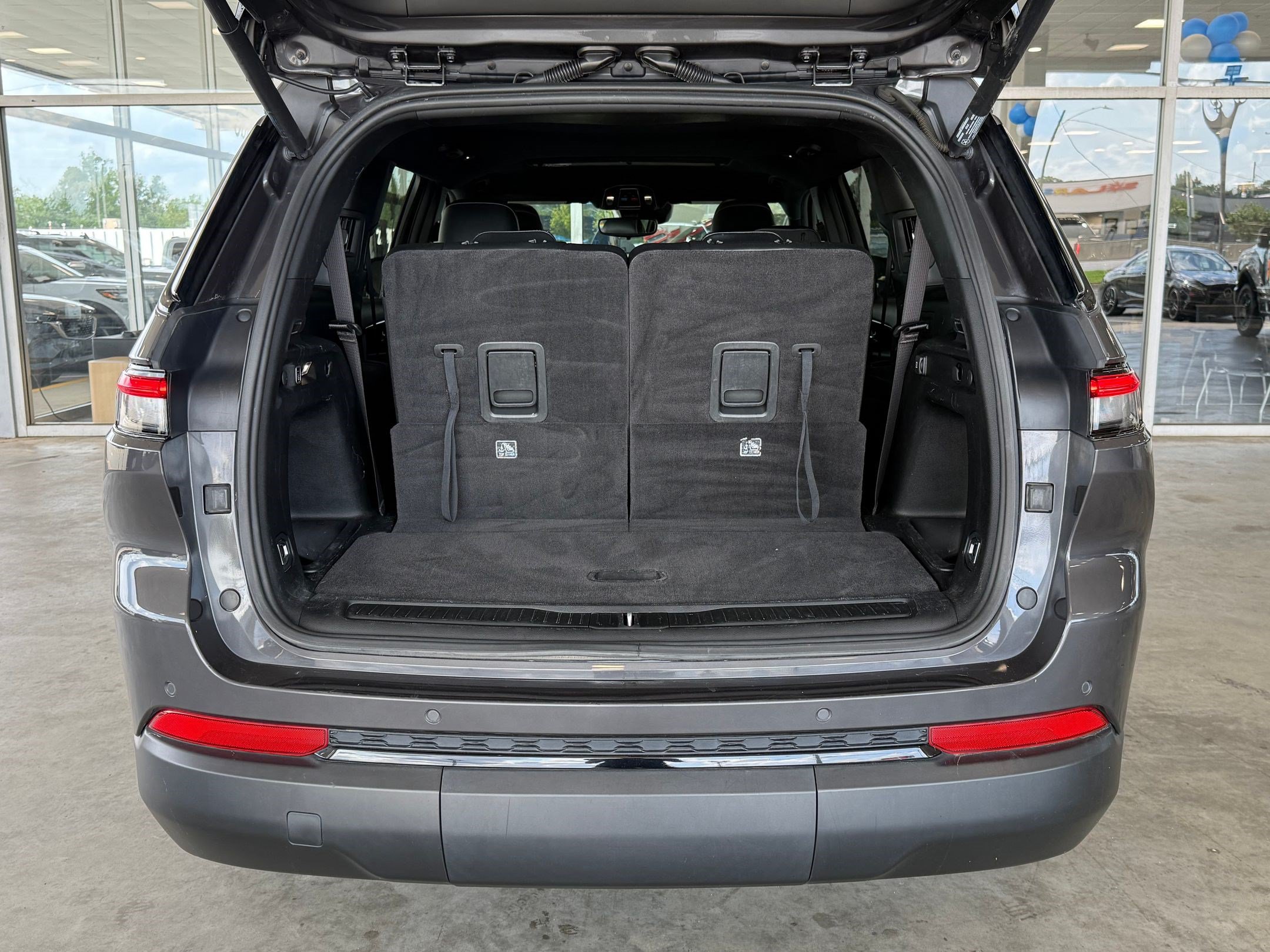 Used 2021 Jeep Grand Cherokee L Laredo AWD/4WD image 28