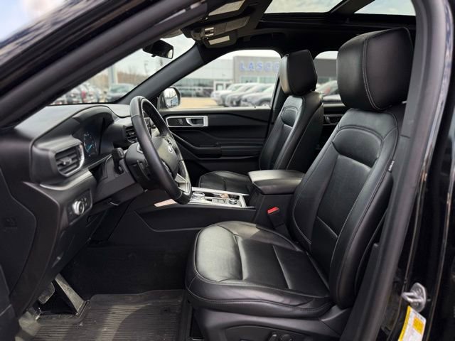 Certified 2020 Ford Explorer XLT w/ Equipment Group 202A image 13