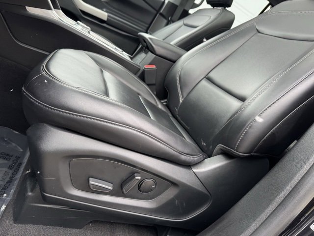 Certified 2023 Ford Explorer XLT w/ Equipment Group 202A image 7