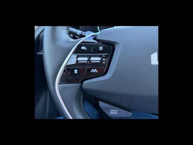 Used 2024 Kia Niro FWD image 18