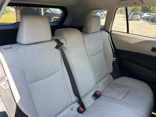 Used 2023 Toyota Corolla Cross LE image 39