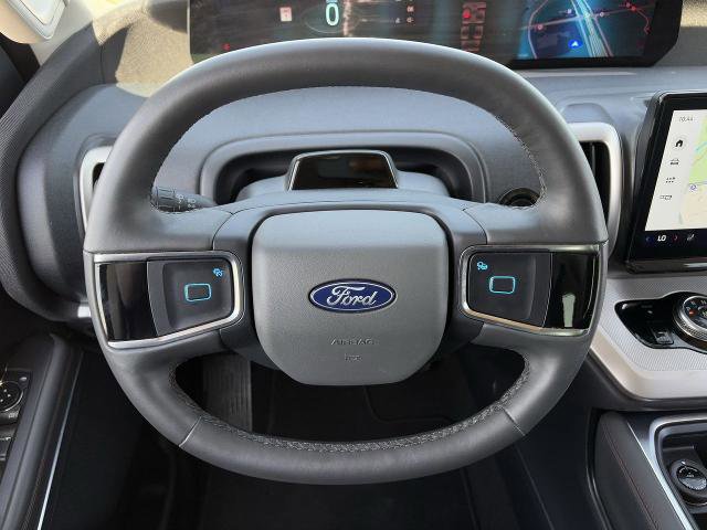 Certified 2025 Ford Expedition Active AWD/4WD image 13