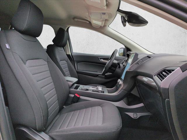 Certified 2024 Ford Edge SE image 20