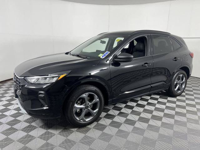Certified 2024 Ford Escape ST-Line AWD/4WD image 6