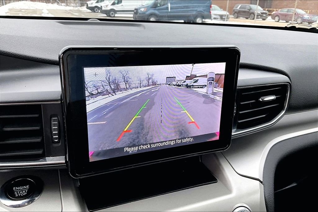 Certified 2022 Ford Explorer XLT w/ Equipment Group 202A image 20