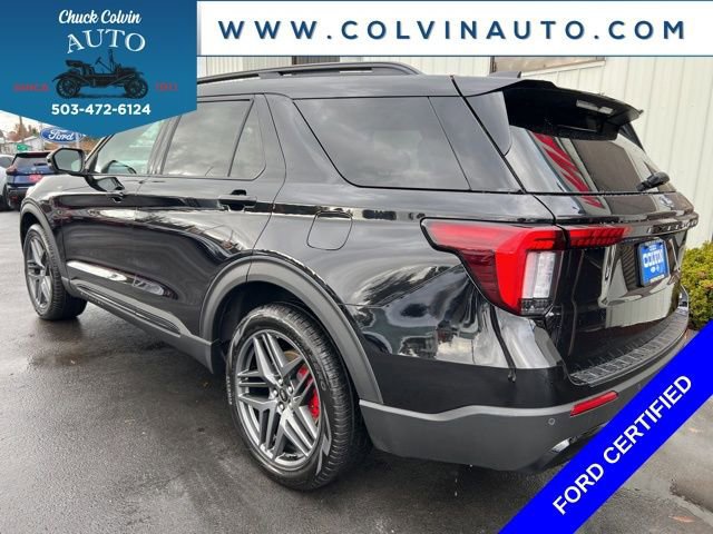 Certified 2025 Ford Explorer ST-Line w/ ST-Line Street Pack image 4
