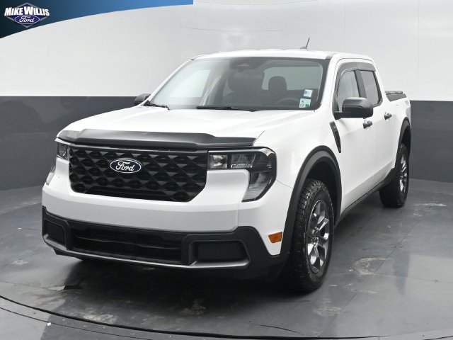 Certified 2025 Ford Maverick XLT w/ Equipment Group 302A AWD/4WD image 3