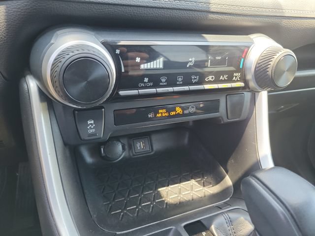 Used 2023 Toyota RAV4 LE FWD image 23