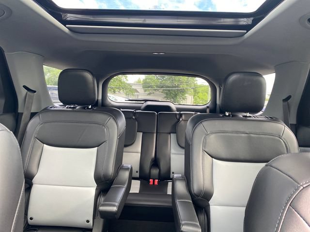 Certified 2023 Ford Explorer XLT w/ Equipment Group 202A AWD/4WD image 23