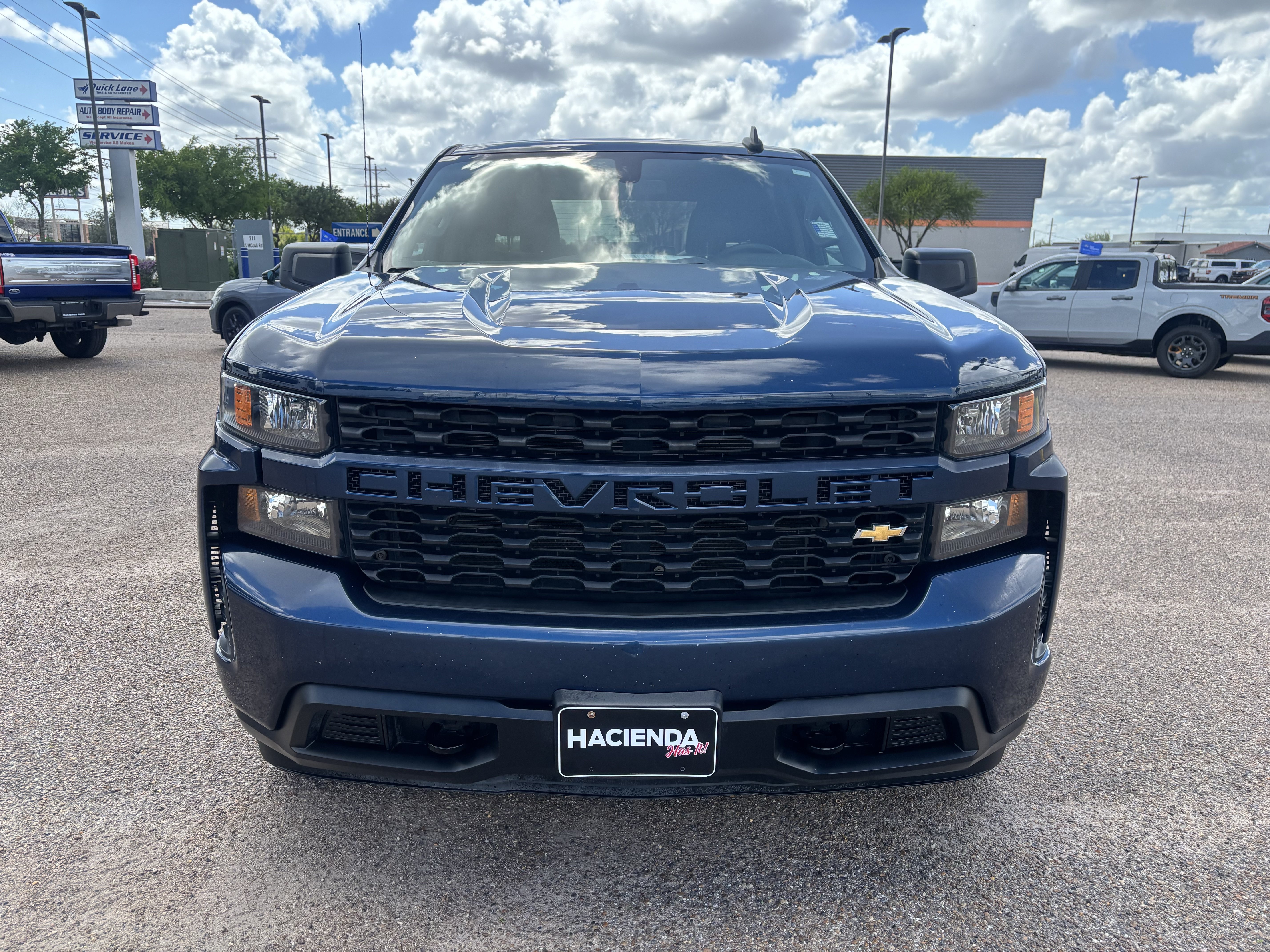 Used 2020 Chevrolet Silverado 1500 Custom w/ Custom Value Package RWD image 6