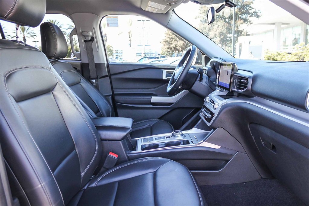 Certified 2023 Ford Explorer XLT w/ Equipment Group 202A image 22