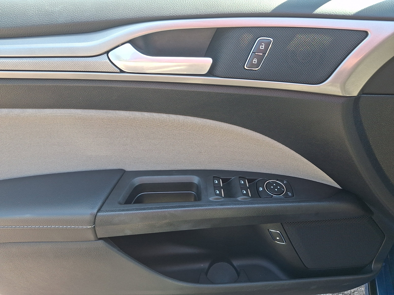 Certified 2017 Ford Fusion S FWD image 13