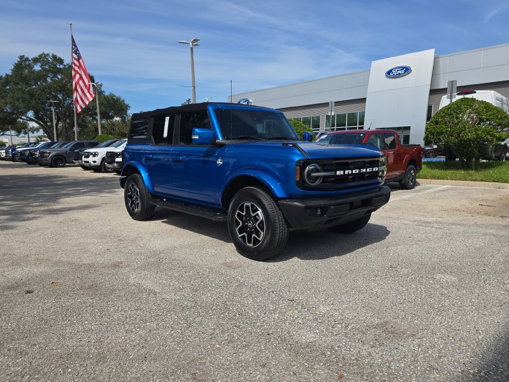 Certified 2022 Ford Bronco Outer Banks AWD/4WD image 2