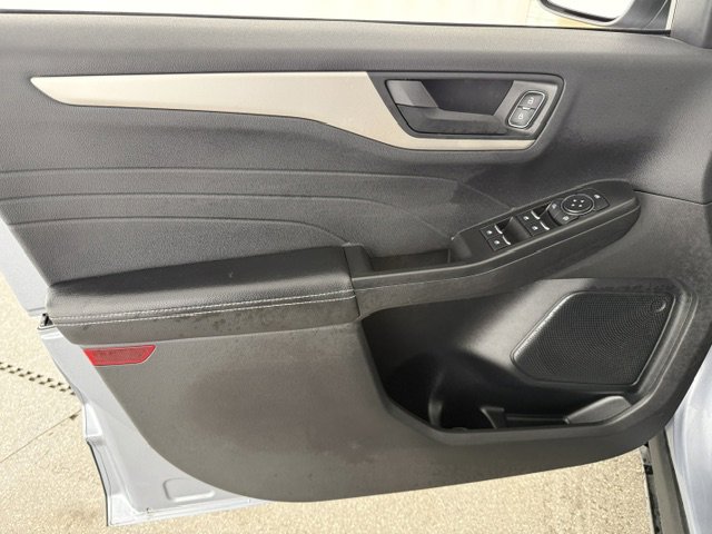 Certified 2022 Ford Escape SE w/ Convenience Package FWD image 8