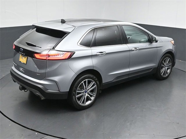 Certified 2022 Ford Edge Titanium w/ Class II Trailer Tow Package image 15