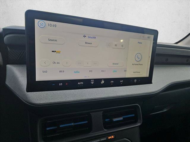 Certified 2025 Ford Maverick XLT w/ 4K Tow Package AWD/4WD image 13