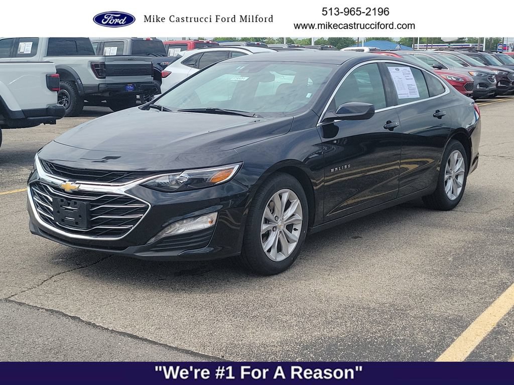 Used 2025 Chevrolet Malibu LT FWD image 1
