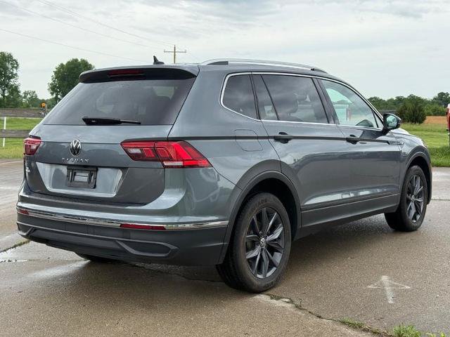 Used 2024 Volkswagen Tiguan SE FWD image 5