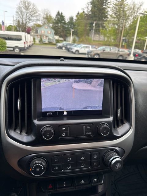 Used 2020 Chevrolet Colorado LT AWD/4WD image 18