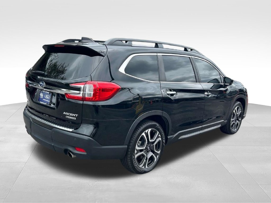 Used 2024 Subaru Ascent Touring AWD/4WD image 4