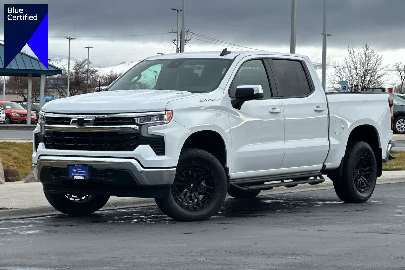 Used 2025 Chevrolet Silverado 1500 LT image 1