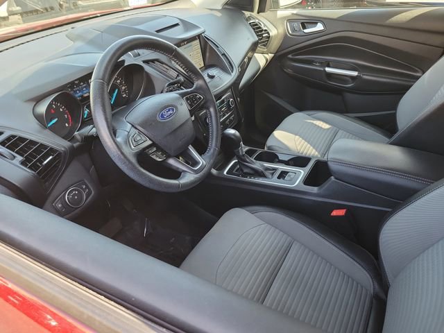 Certified 2018 Ford Escape SE w/ SE Sport Appearance Package image 7