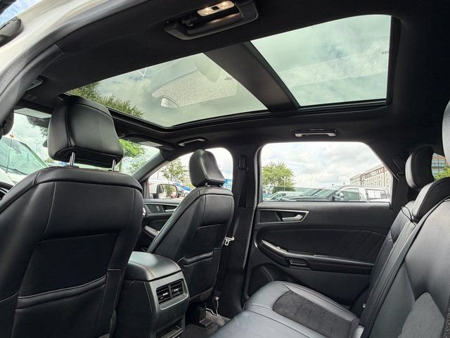 Certified 2022 Ford Edge ST-Line AWD/4WD image 12