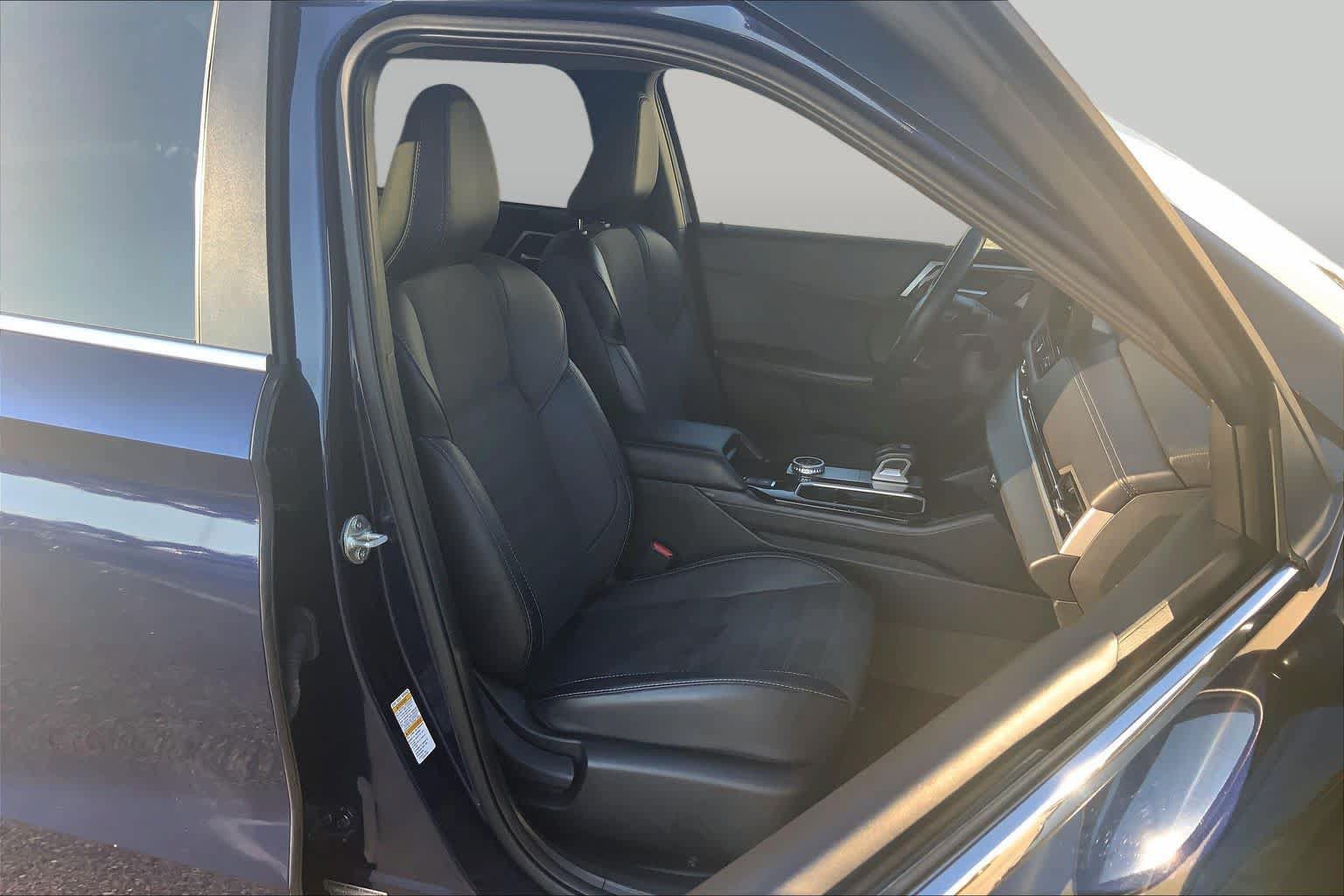 Used 2025 Mitsubishi Outlander SE FWD image 9