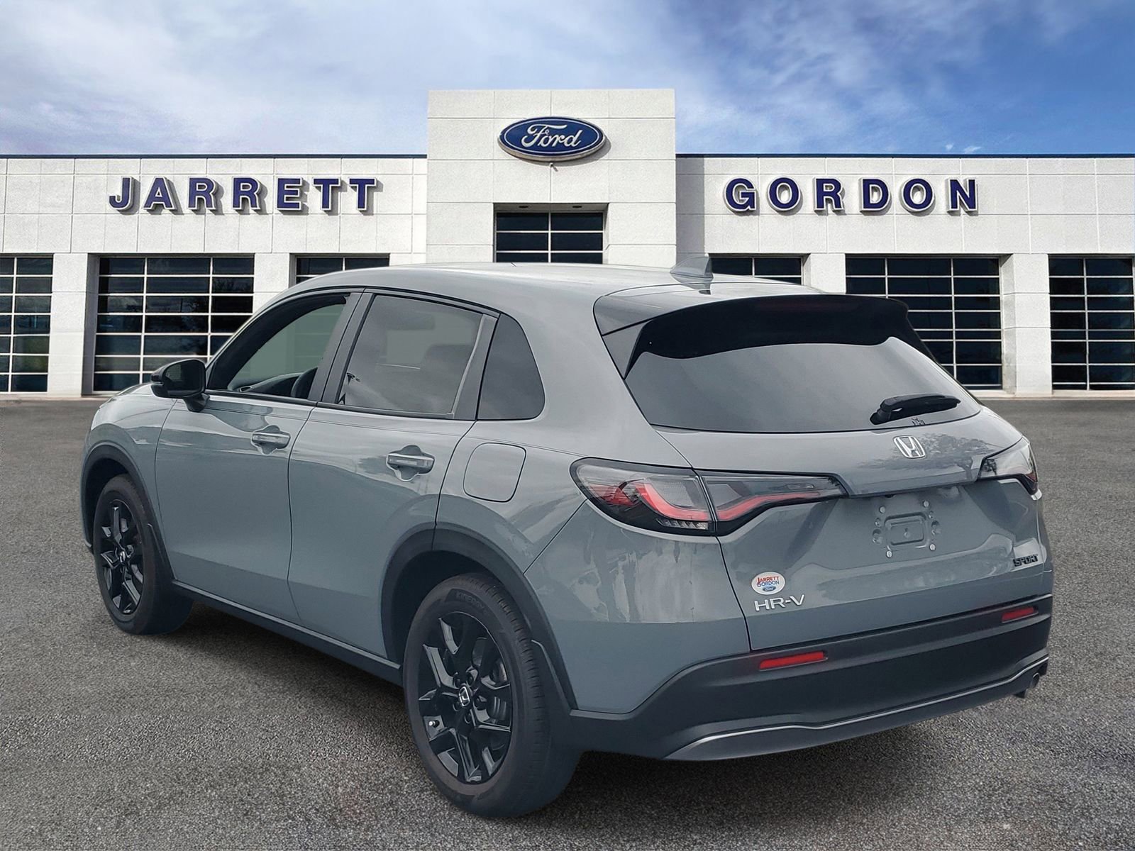 Used 2025 Honda HR-V Sport image 2