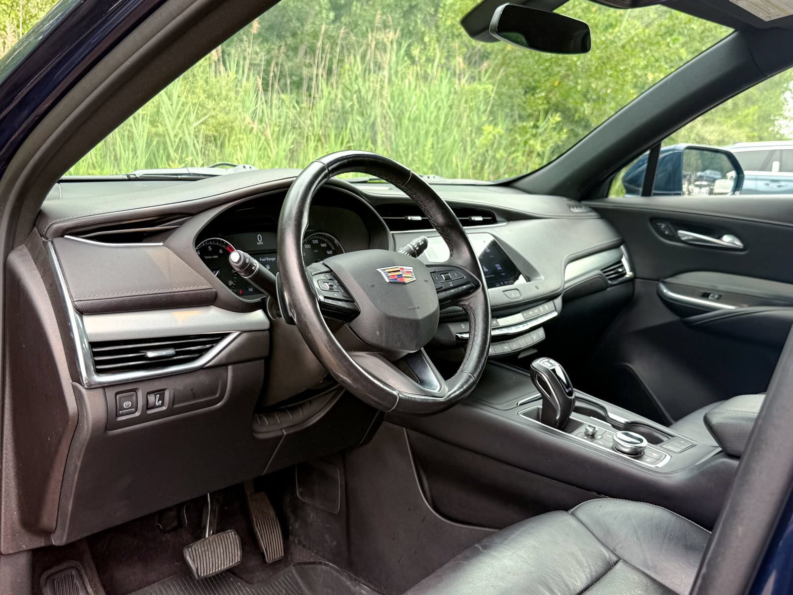 Used 2019 Cadillac XT4 Premium Luxury AWD/4WD image 16